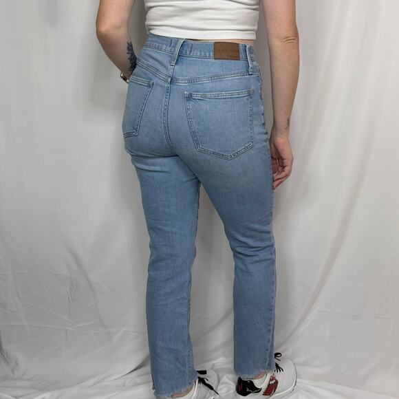 Madewell The Perfect Vintage Straight Leg Light Wash Jeans Size 27 - Picture 2 of 14